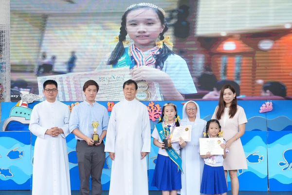 โรงเรียนปรีชานุศาสน์